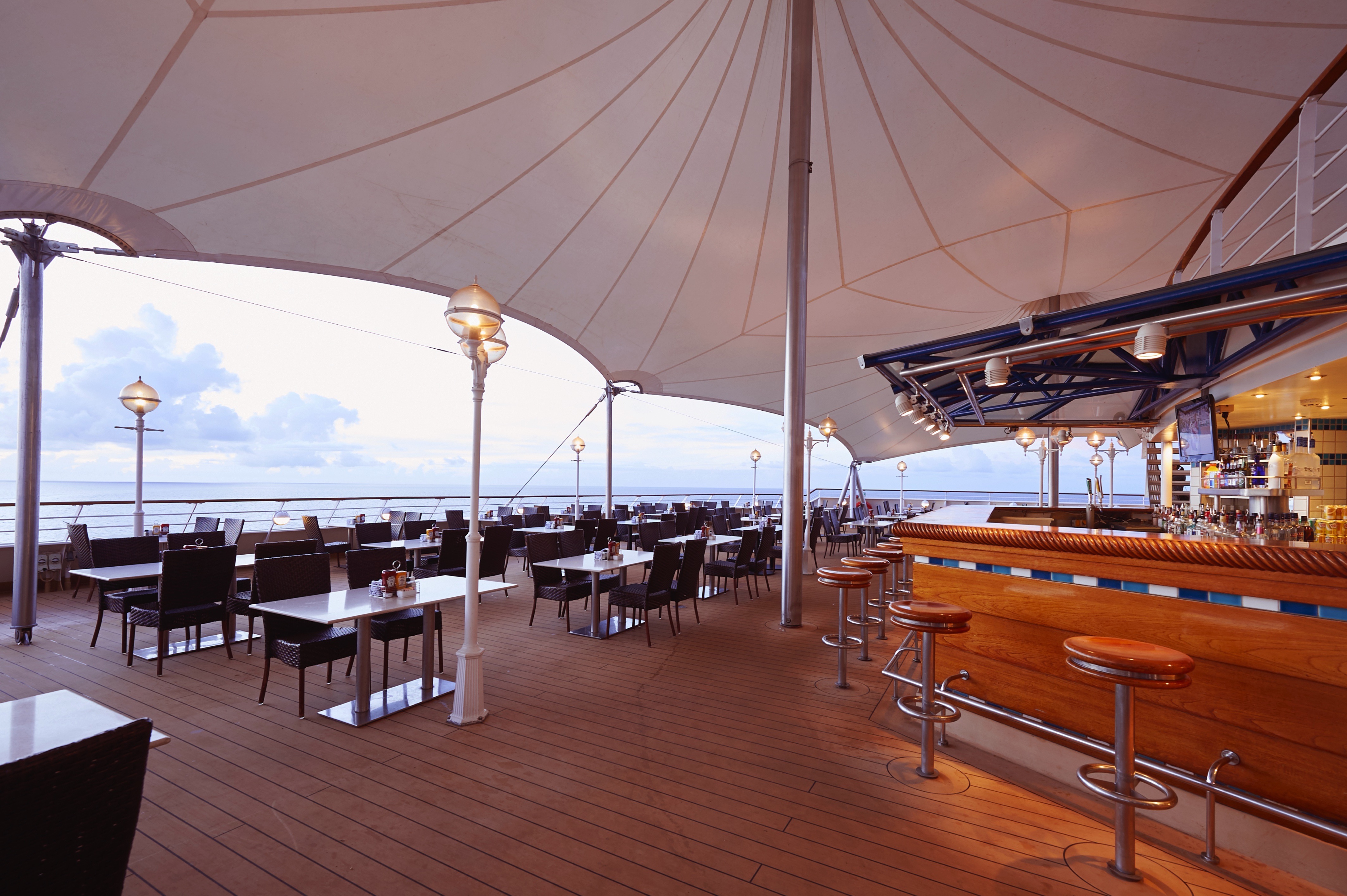 Norwegian Sun - The Great Outdoors